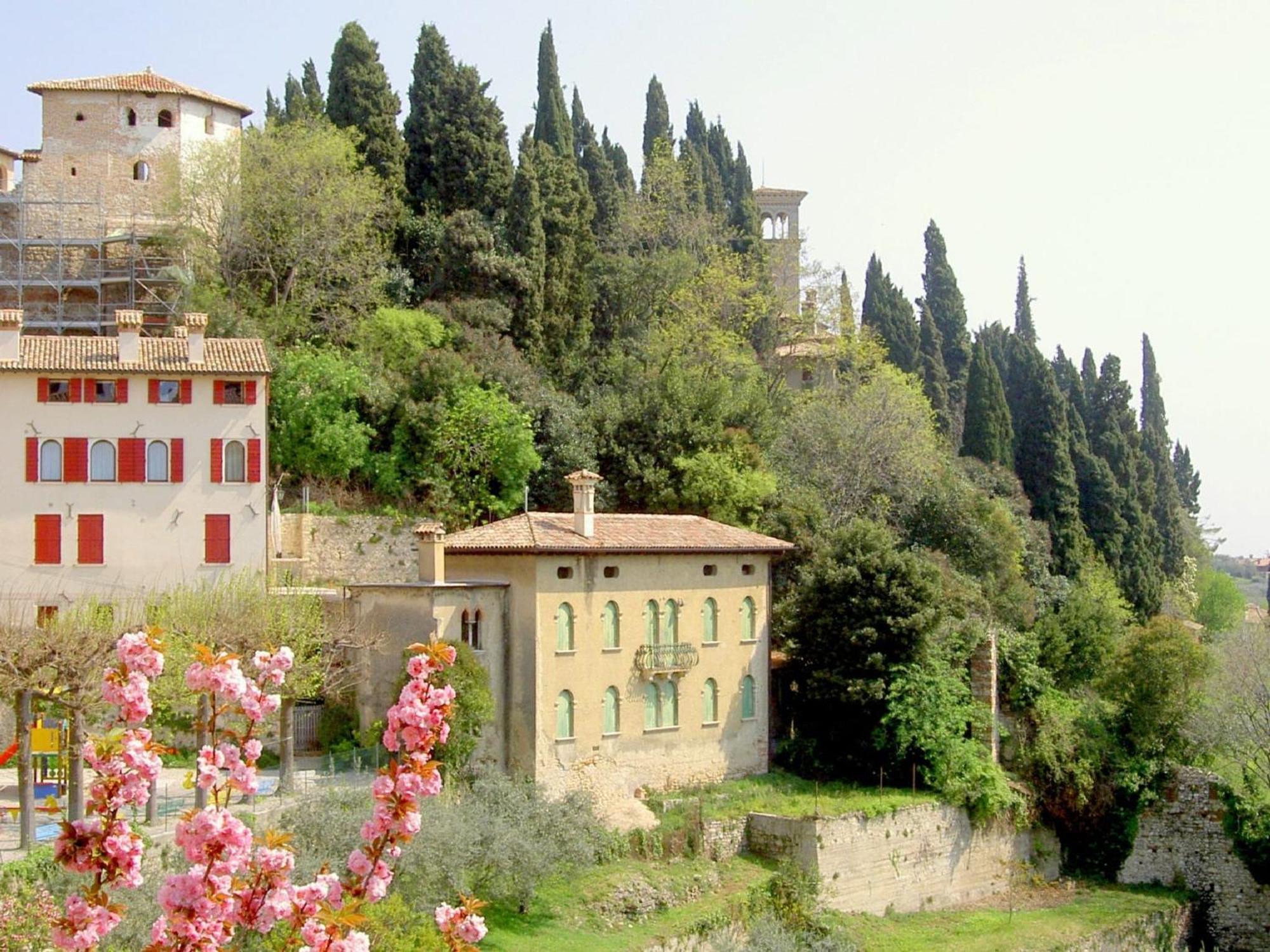 Modern Farmhouse In Pagnano Italy Near Forest Villa Asolo Kültér fotó